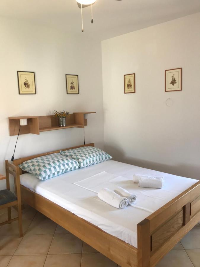 Ferienwohnung Bava Ugljan Exterior foto