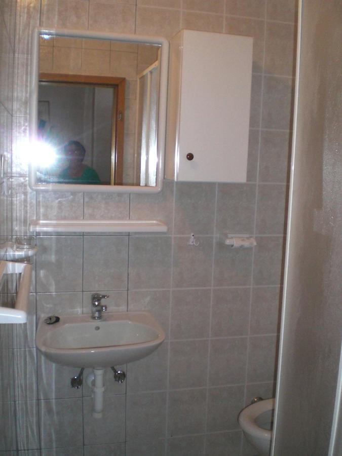 Ferienwohnung Bava Ugljan Exterior foto
